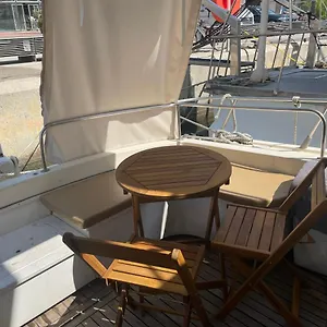 Botel Barco El Marques, Sant Adria de Besos