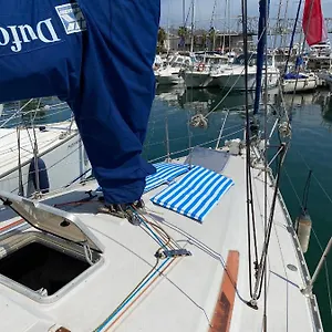 Botel Acogedor Velero En El Forum, Sant Adria de Besos